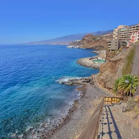 2 Bedrooms With Sea View Shared Pool And Terrace At Apartment *