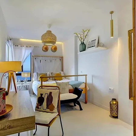 Apartment 2 Bedrooms With Sea View Shared Pool And Terrace At