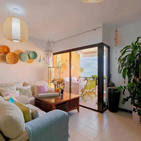 2 Bedrooms With Sea View Shared Pool And Terrace At 아파트 *