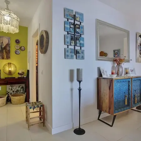 2 Bedrooms With Sea View Shared Pool And Terrace At