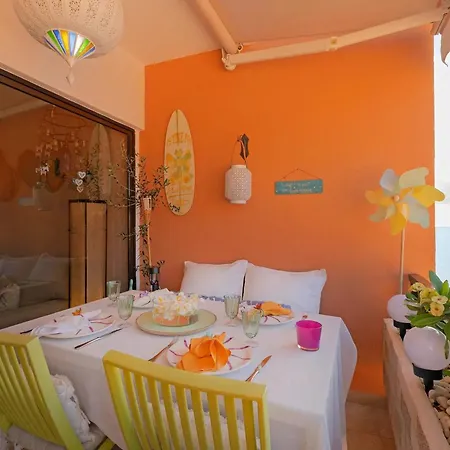 2 Bedrooms With Sea View Shared Pool And Terrace At 아파트